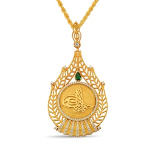 Zümrüt Yeşil Taşlı Altın Kaplamalı Osmanlı Tuğralı 925 Ayar Gümüş Kolye ve Zinciri